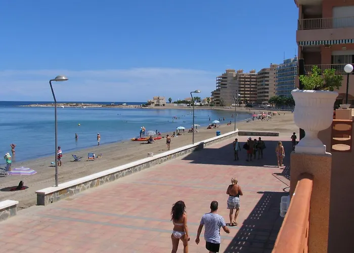 赞布拉三号公寓